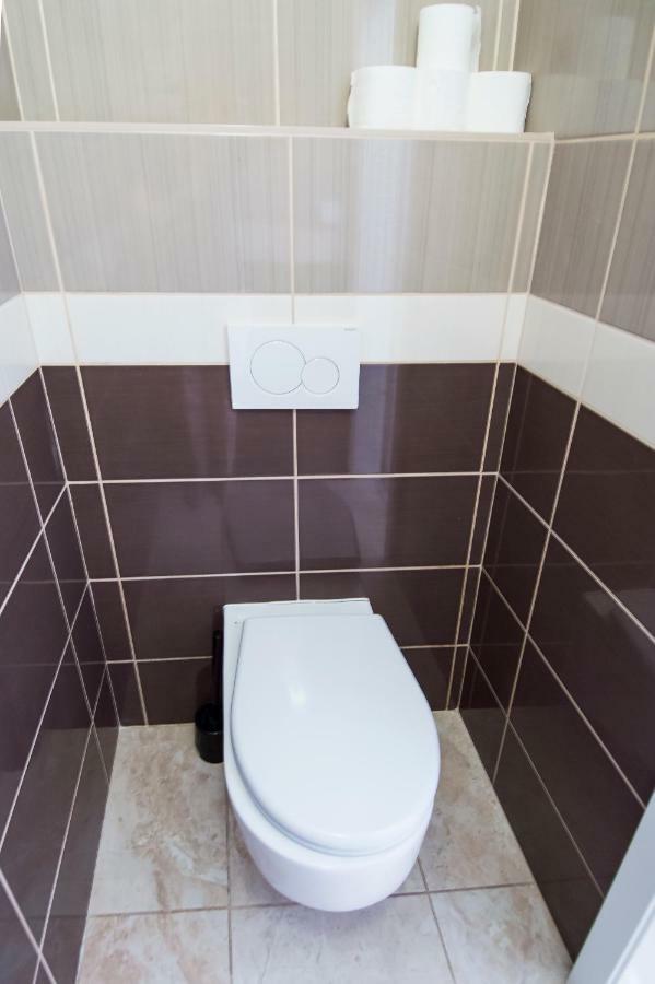Modern Apartment Navratilova II Praag Buitenkant foto